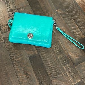 Wristlet/crossbody